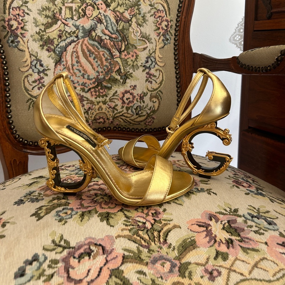 Brand new Dolce & Gabbana Heels